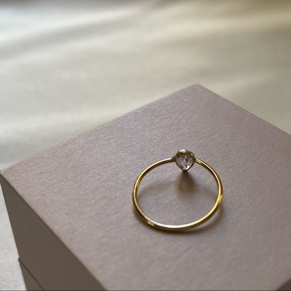 14K Yellow Solid Gold Tear Drop Ring - Picture 6 of 8